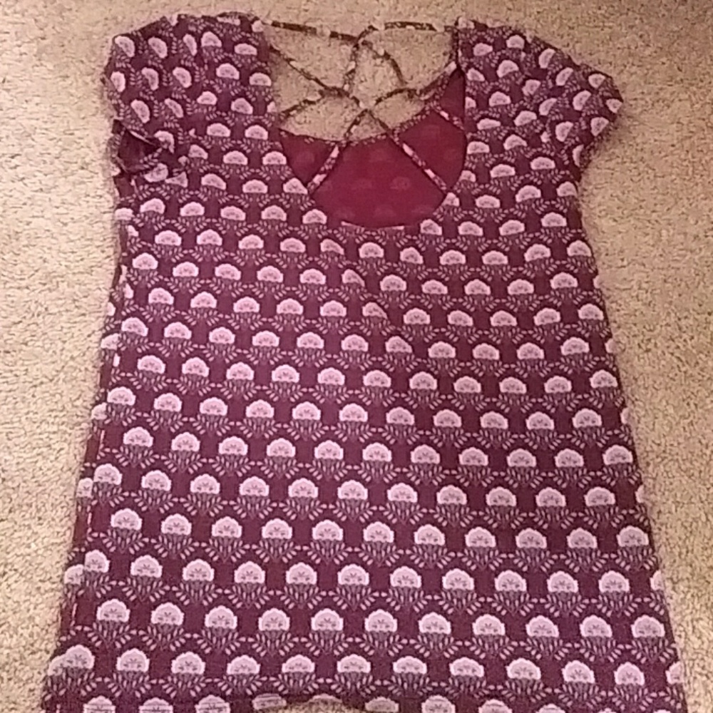 Shirt - Picture 3 of 4